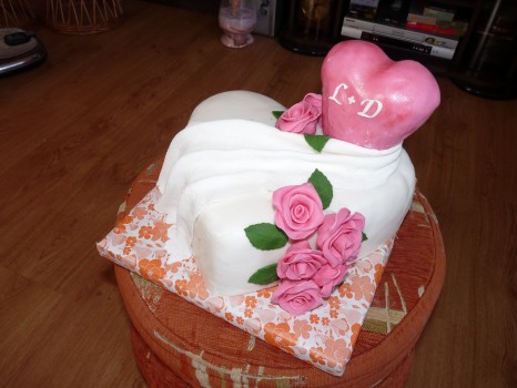 torta na zásnuby