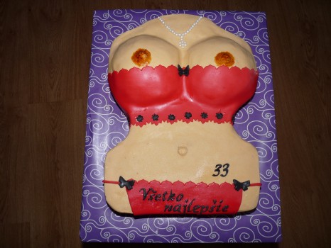 torta ženské torzo