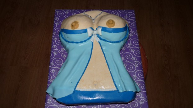 torta ženské torzo