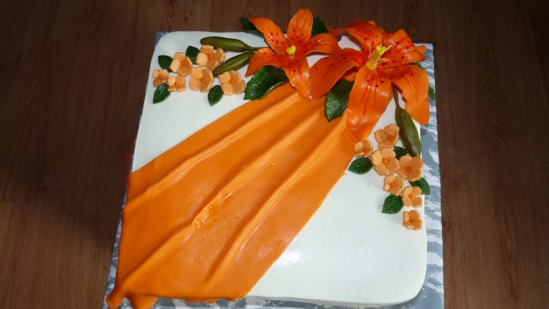 Torta oranžová s ľaliami