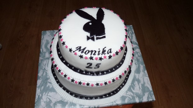 Poschodová torta playboy