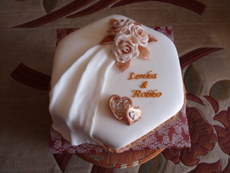 torta svadba bronzová