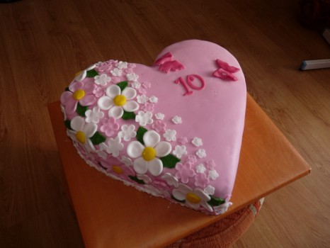 Torta srdce s kvetmi