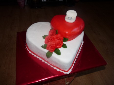 Torta k zásnubám