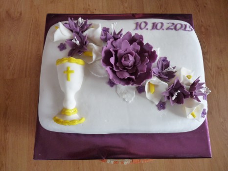 Torta na birmovku fialová