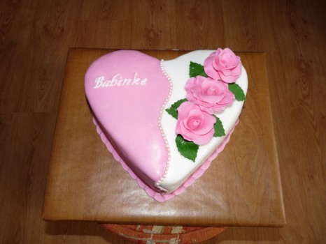 Torta srdiečko s ružami