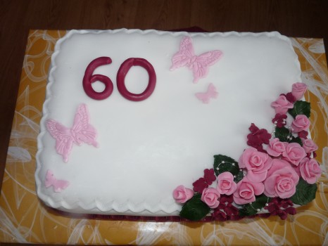 Torta s motýľmi
