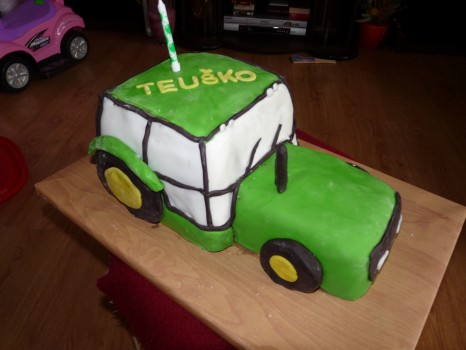 Torta traktor