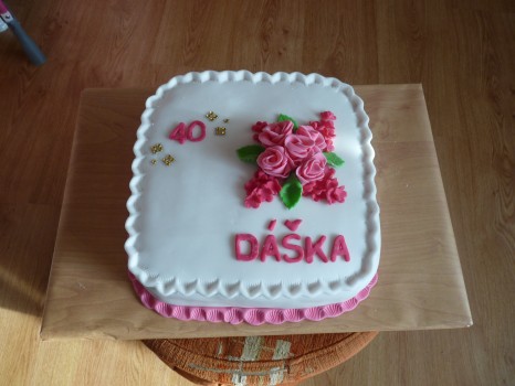 Torta štvorec s ružami