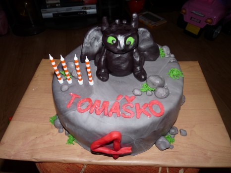 Torta Ako vycvičiť draka