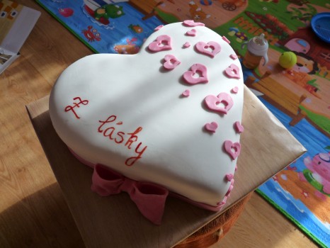 Torta srdce so srdiečkami