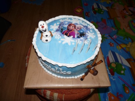 Torta Ľadové kráľovstvo