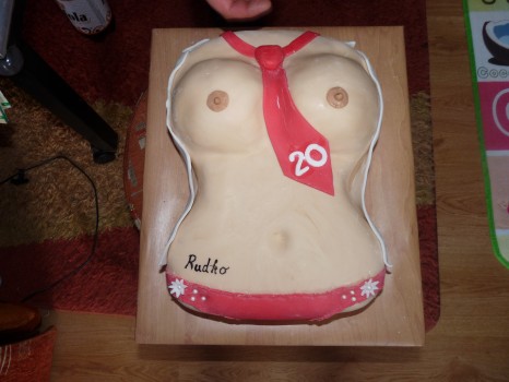 torta ženské torzo