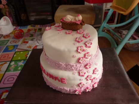 torta na krst pre dievčatko