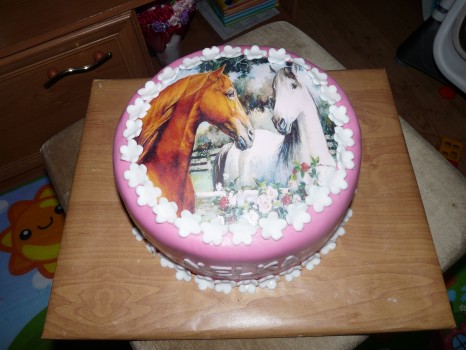 Torta s koňmi