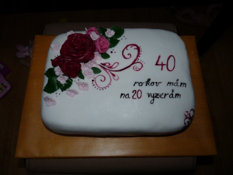 Obdĺžniková torta s kvetmi