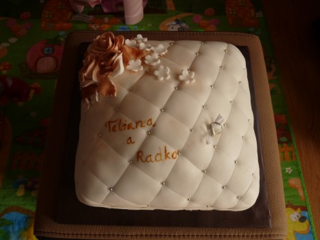 Torta vankúš na svadbu