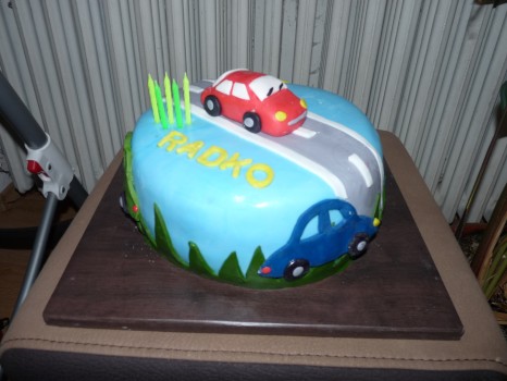 Torta s autíčkom