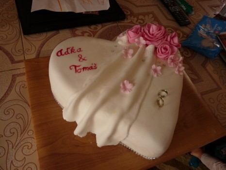 Torta na svadbu srdce