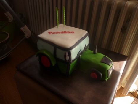 Torta traktor