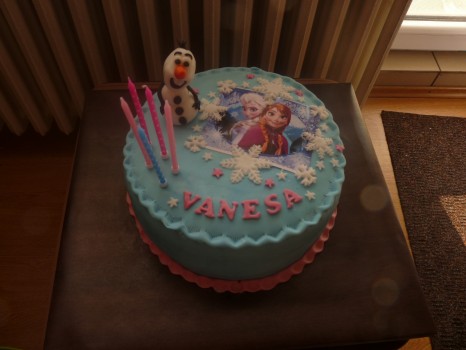 Torta Ľadové kráľovstvo