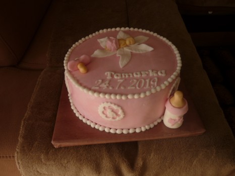 Torta na krst ružová
