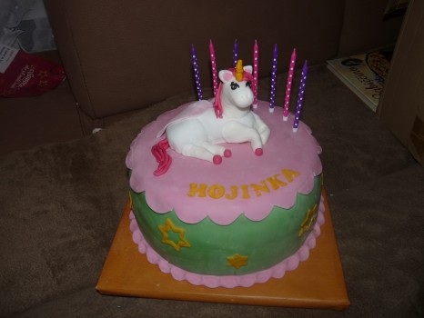 Torta s jednorožcom