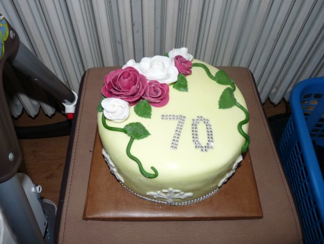 Torta na 80-ku