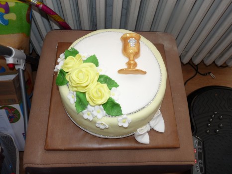 Torta s kalichom na konfirmáciu